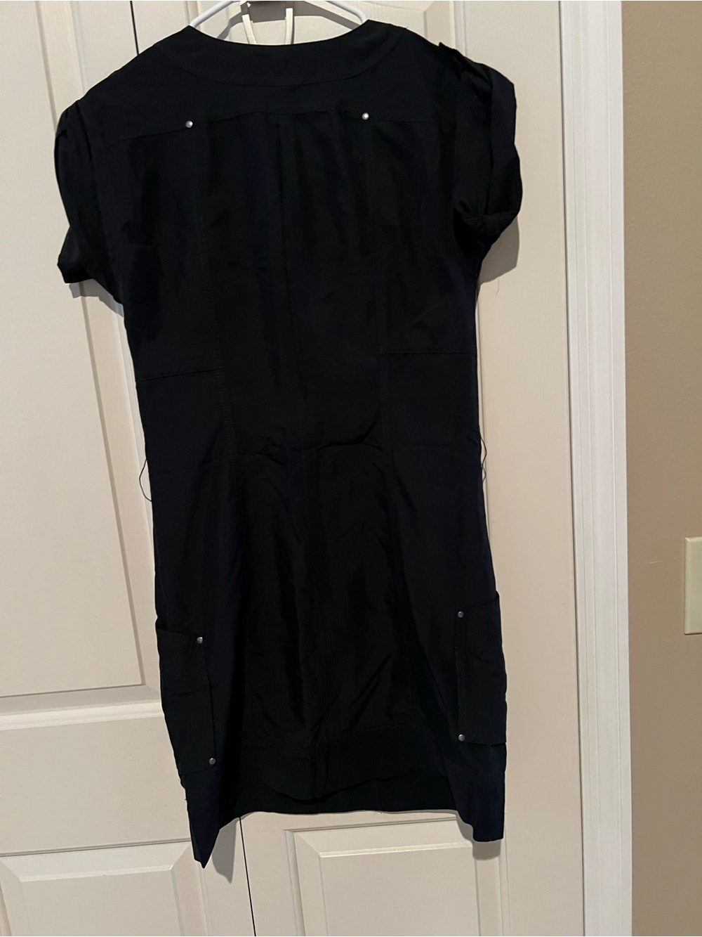 Classic Short Sleeve Black Dress - Sleek Everyday Style with belt